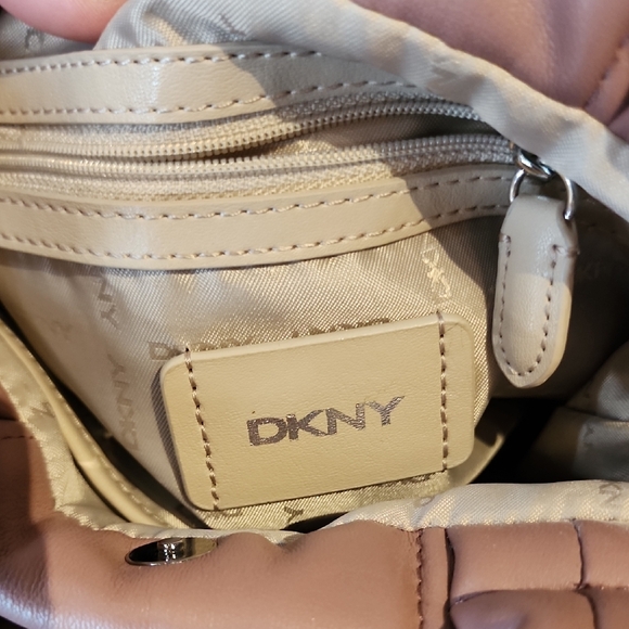 DKNY Blush Quilted Shoulder Bag - Picture 4 of 4